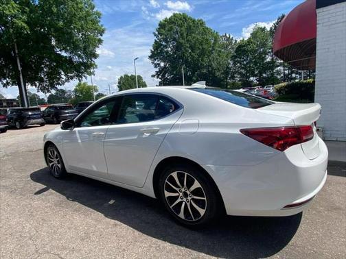 2017 Acura TLX w/Technology Package