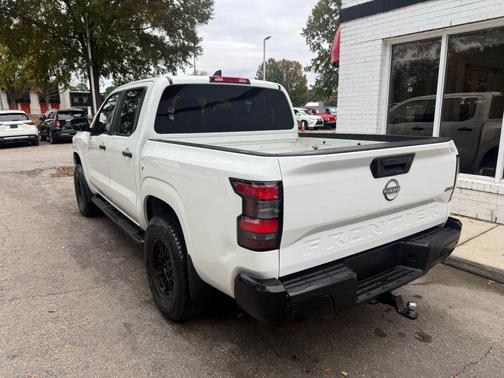 2022 Nissan Frontier S