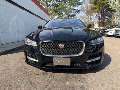2017 Jaguar XF 35t R-Sport