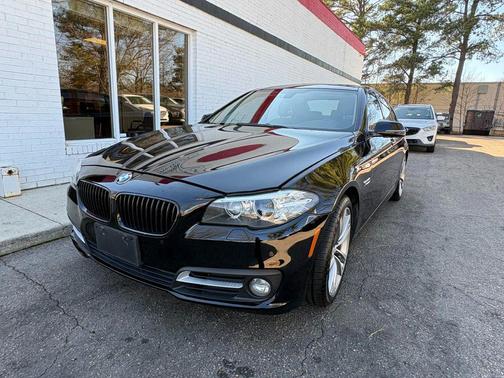 2016 BMW 528 528i Sedan 4D