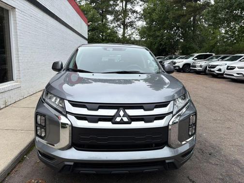 Alloy Silver Metallic 2025 Mitsubishi Outlander Sport 2.0 SP