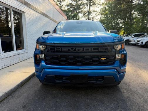 Glacier Blue Metallic 2023 Chevrolet Silverado 1500 Custom