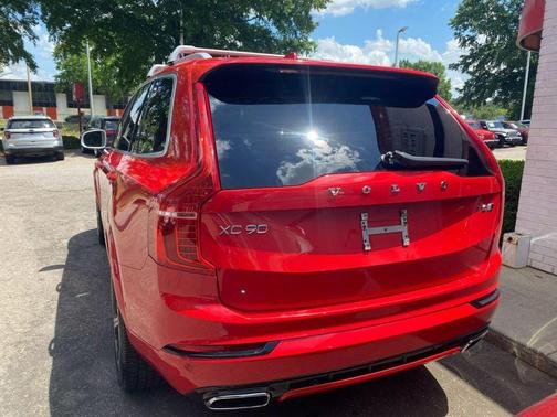 2019 Volvo XC90 T6 R-Design