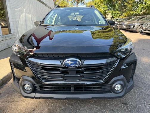 2023 Subaru Outback Base