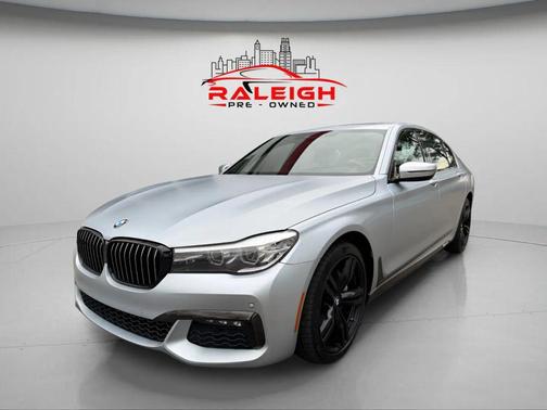 2018 BMW 740 740i Sedan 4D