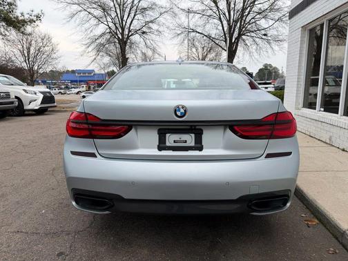 2018 BMW 740 740i Sedan 4D