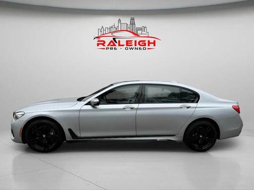 2018 BMW 740 740i Sedan 4D