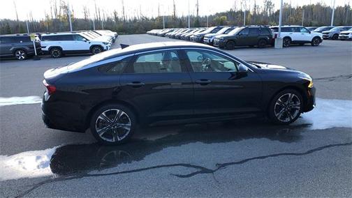 2022 Kia K5 EX