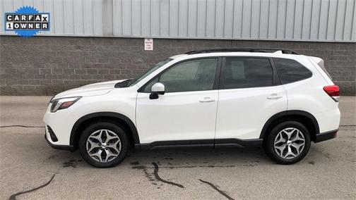 2023 Subaru Forester Premium