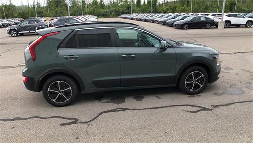2023 Kia Niro EX
