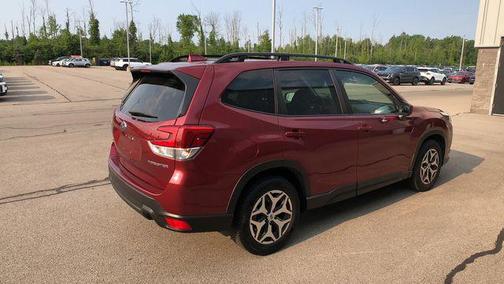 Crimson Red Pearl 2023 Subaru Forester Premium