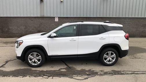 Summit White 2024 GMC Terrain SLE