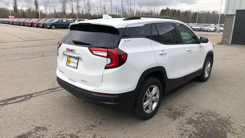 Summit White 2024 GMC Terrain SLE