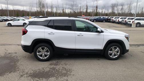 Summit White 2024 GMC Terrain SLE