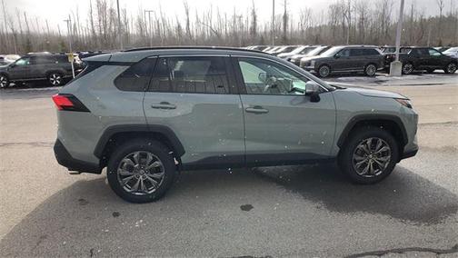 2022 Toyota RAV4 Hybrid XLE Premium