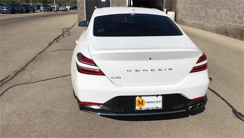 2023 Genesis G70 2.0T RWD
