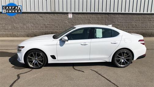 2023 Genesis G70 2.0T RWD