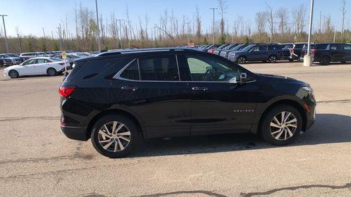 Mosaic Black Metallic 2023 Chevrolet Equinox Premier w/1LZ