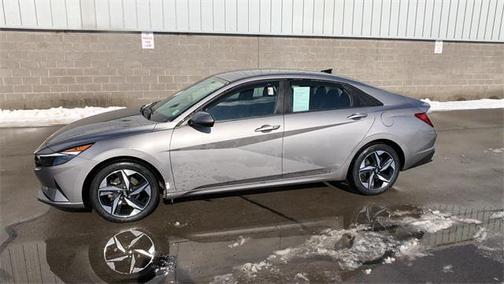 2023 Hyundai ELANTRA SEL