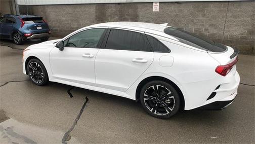 2024 Kia K5 GT-Line
