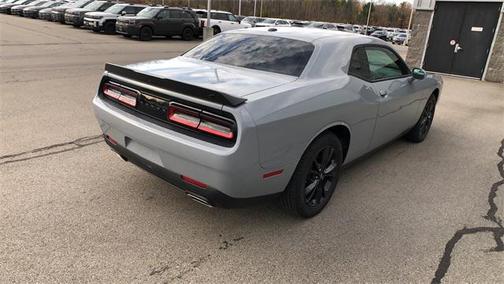 2022 Dodge Challenger SXT