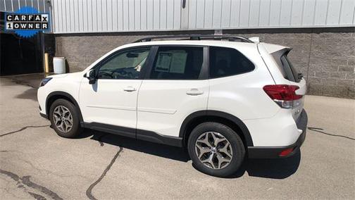 2022 Subaru Forester Premium