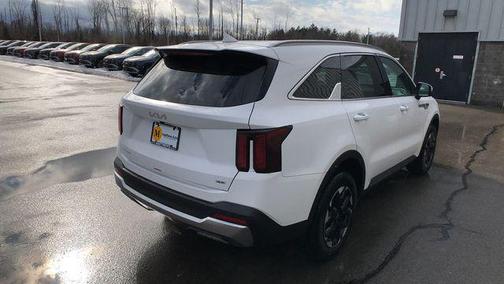2025 Kia Sorento S