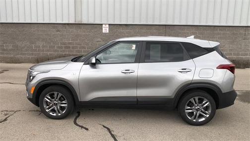 2023 Kia Seltos LX