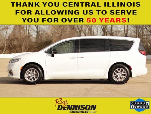 2024 Chrysler Pacifica Touring L