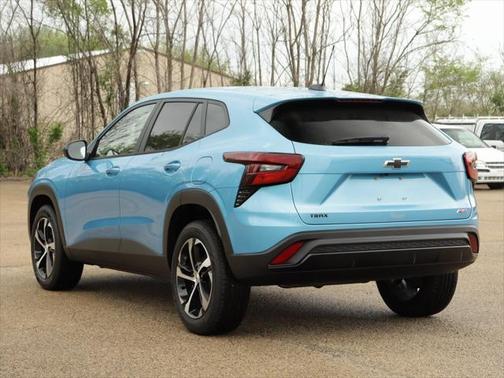 2025 Chevrolet Trax FWD 1RS