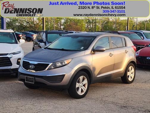 Mineral Silver 2012 Kia Sportage LX