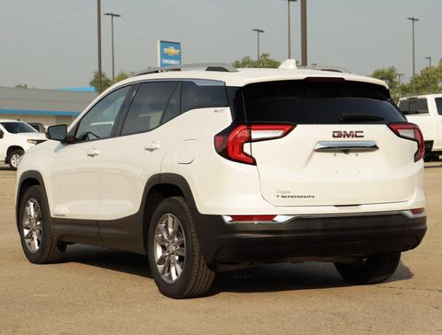 2022 GMC Terrain SLT