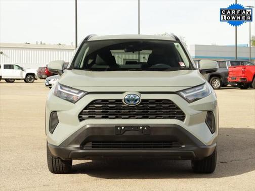 2022 Toyota RAV4 Hybrid XLE