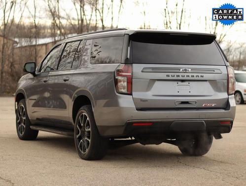 2022 Chevrolet Suburban RST