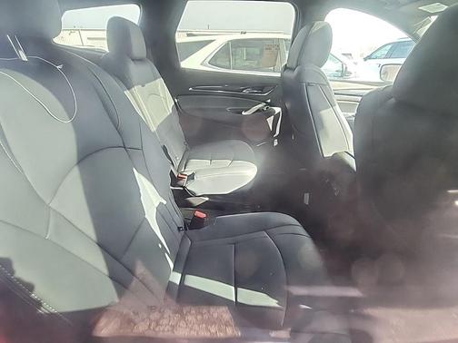 2024 Buick Enclave Essence FWD