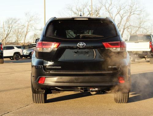 2018 Toyota Highlander SE