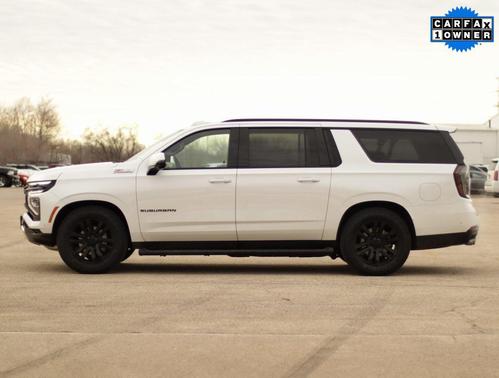 2025 Chevrolet Suburban 4WD Z71