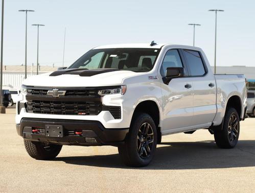 Summit White 2026 Chevrolet Silverado 1500 LT Trail Boss