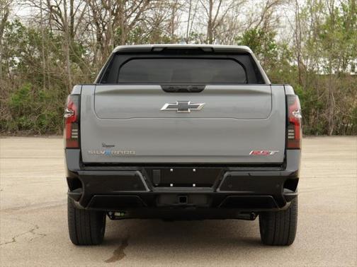 2025 Chevrolet Silverado EV RST