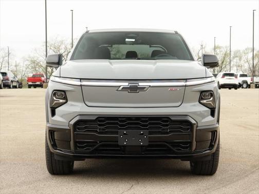 2025 Chevrolet Silverado EV RST
