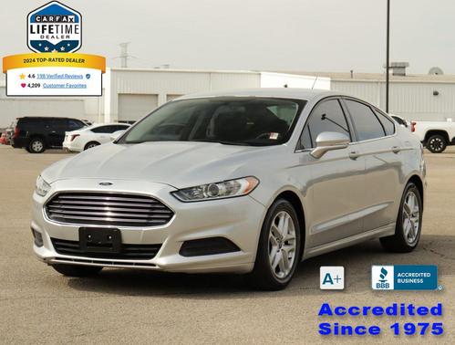 2014 Ford Fusion SE