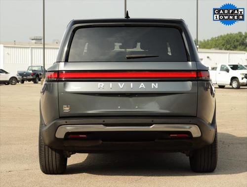 2023 Rivian R1S Adventure