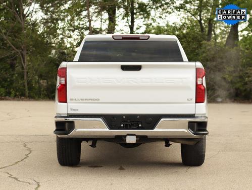 Summit White 2024 Chevrolet Silverado 1500 LT