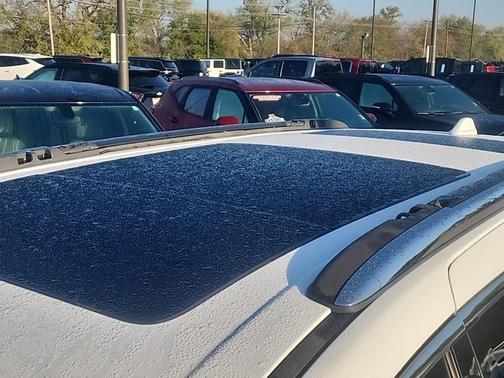 2018 Chrysler Pacifica Hybrid Limited