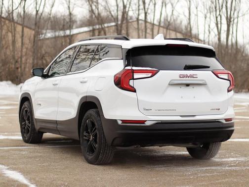 2022 GMC Terrain AT4