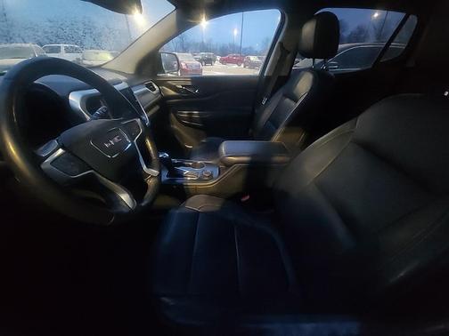 2017 GMC Acadia SLT-2