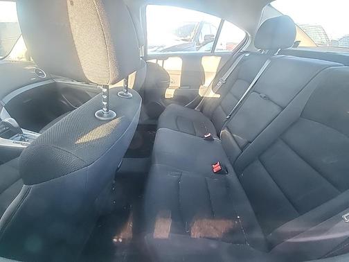 2015 Chevrolet Cruze 1LT