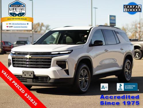 2025 Chevrolet Traverse LT