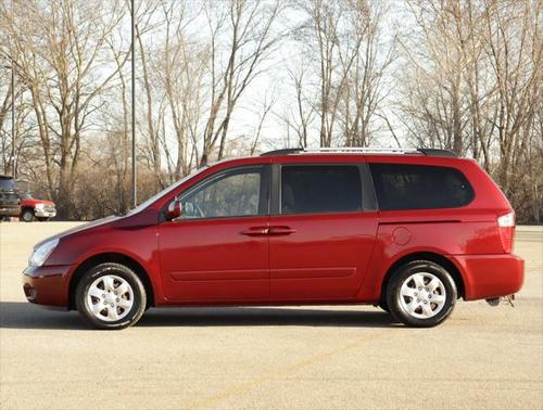 2009 Kia Sedona LX