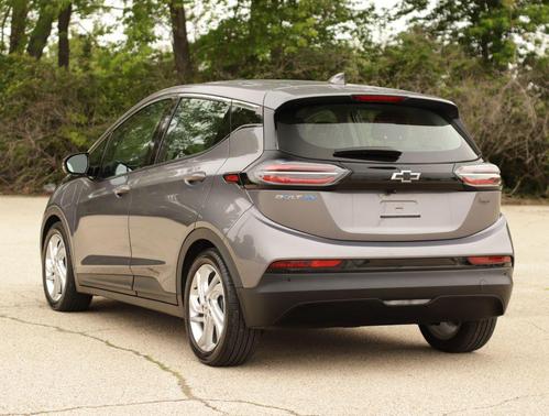 Gray Ghost Metallic 2023 Chevrolet Bolt EV FWD 1LT
